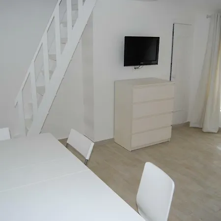 Duplex Hyper Centre Apartment Fontainebleau
